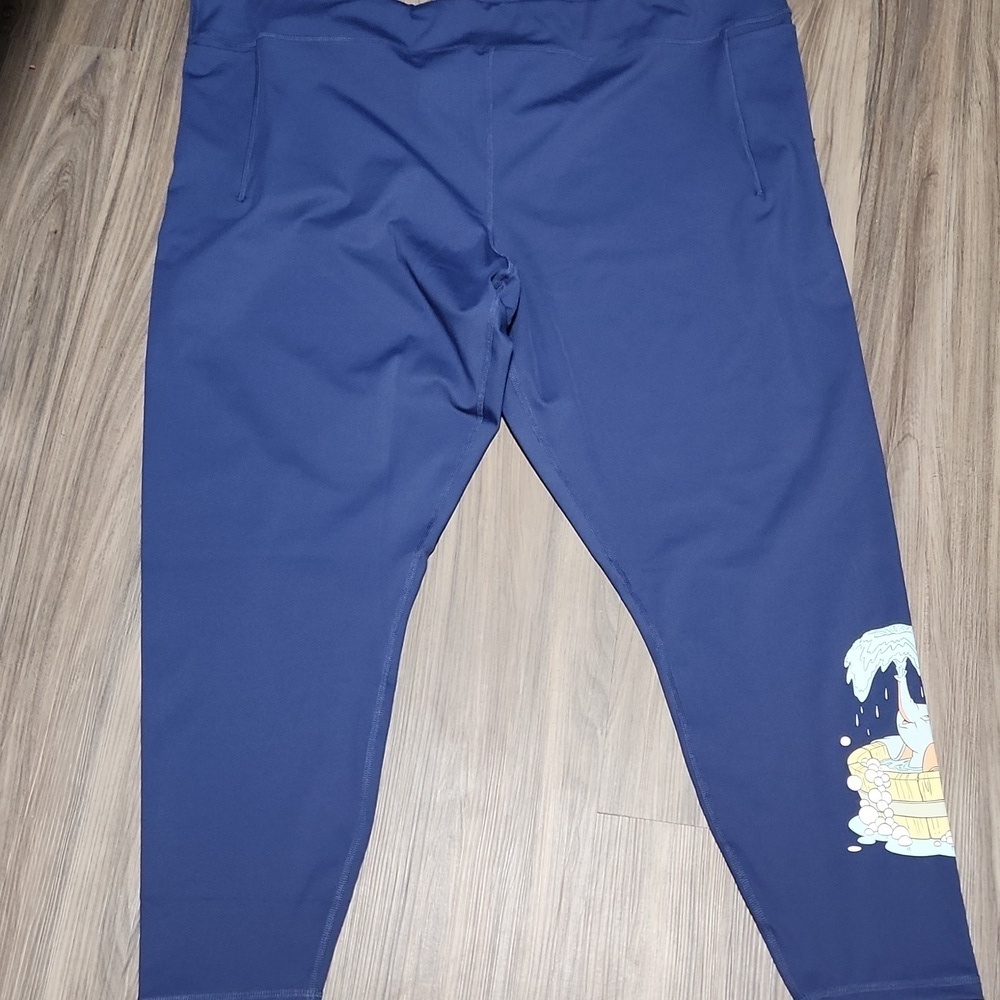 Disney Dumbo Bathtub Leggings - Picture 5 of 7